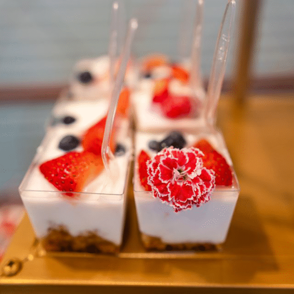 STRAWBERRY BANANA CRUMBLE PUDDING